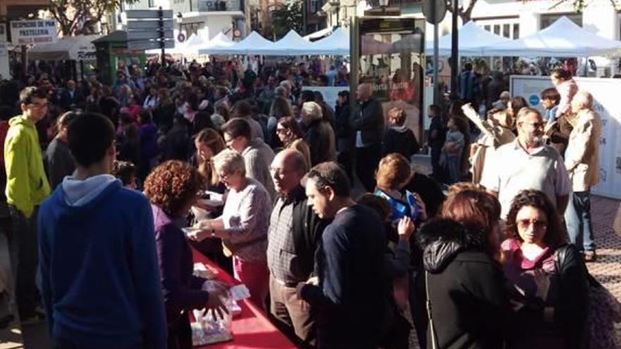 El mercadillo solidario de Benicàssim logra batir récord de recaudación