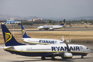 El boom de las 'low cost' y la mayor oferta de destinos disparan el éxito del aeropuerto de Valencia