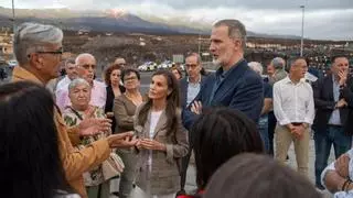 Los reyes se reúnen en La Palma con afectados por la erupción del volcán