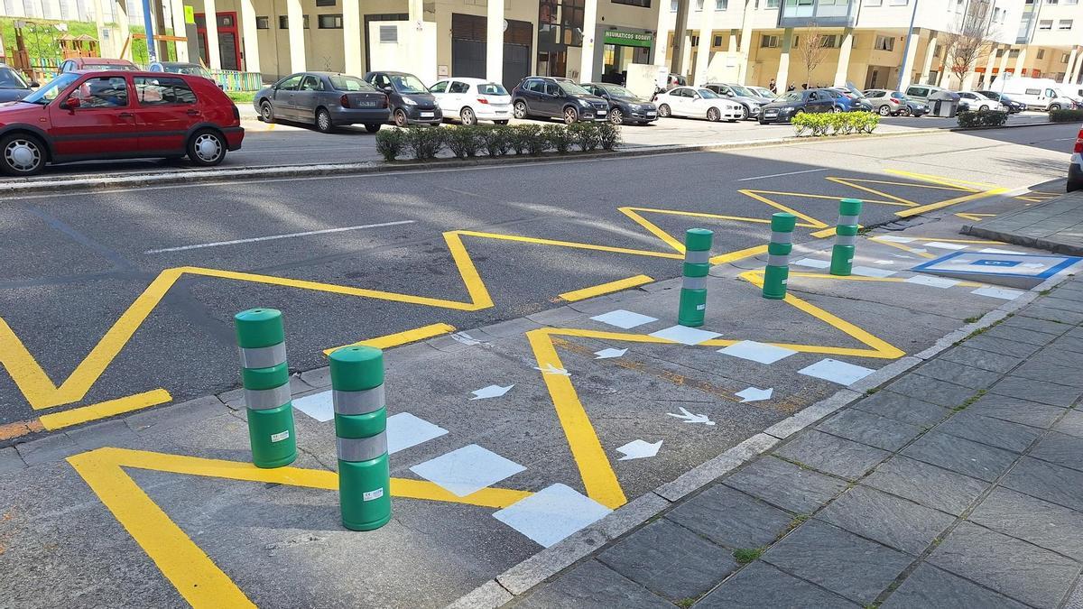 Una de las paradas de autobús a modo de prueba habilitada por el Concello de Vigo en Navia.