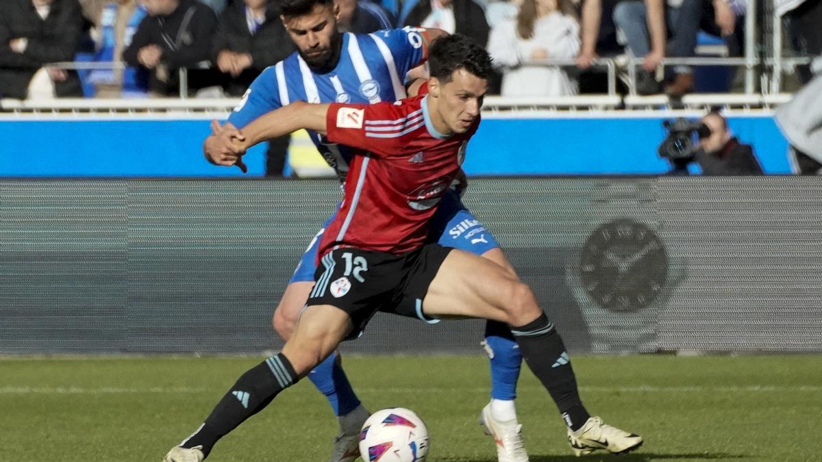 El Alavés tira abajo la puerta de la salvación