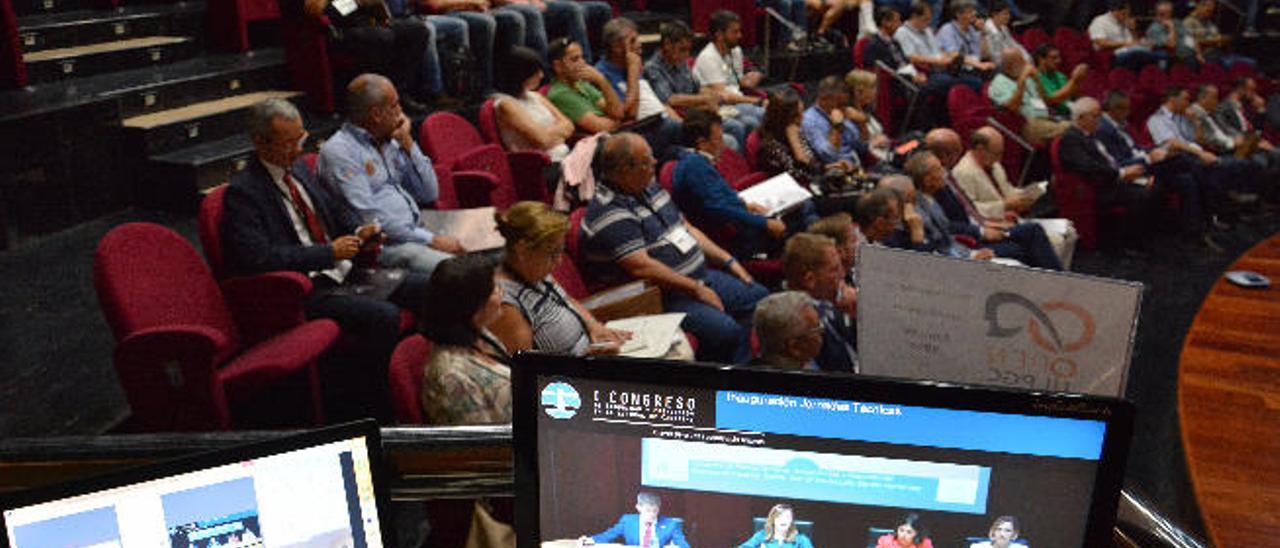 La Escuela de Salvamento demanda un cuerpo nacional de socorristas