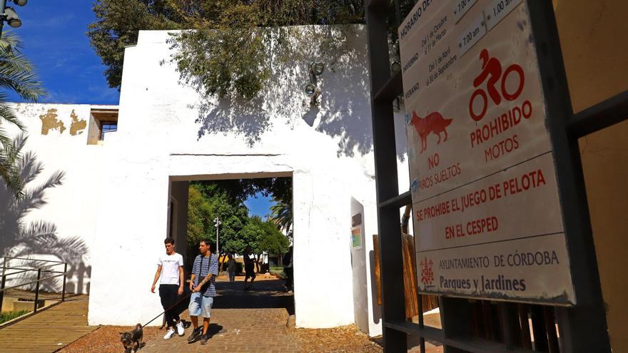 Los jardines de Orive de Córdoba cerrarán por la noche durante el puente del Pilar para impedir el botellón