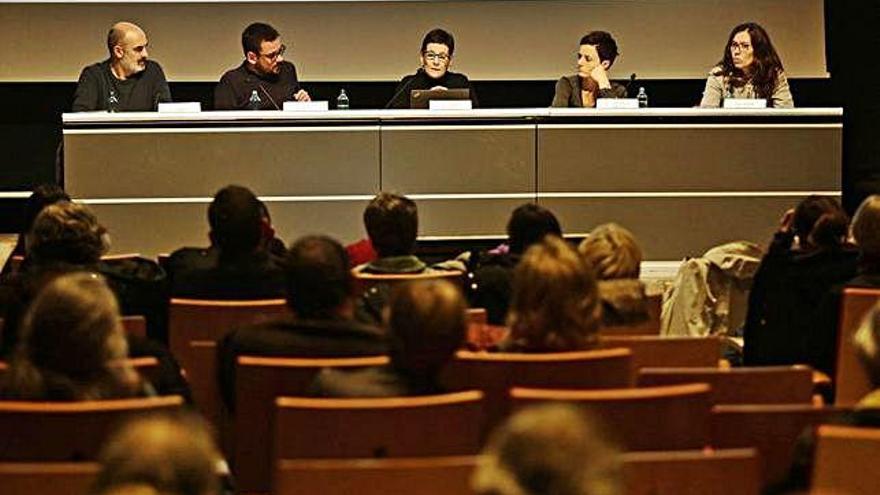 L&#039;Auditori Josep Irla acull el debat sobre el nou Trueta.