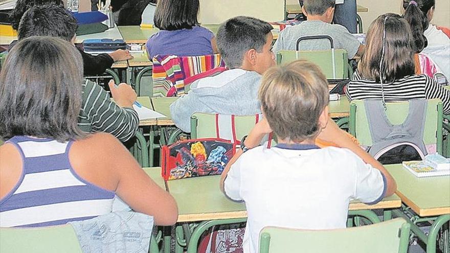 Educación analizará «caso a caso» la vuelta al ‘cole’ con los centros