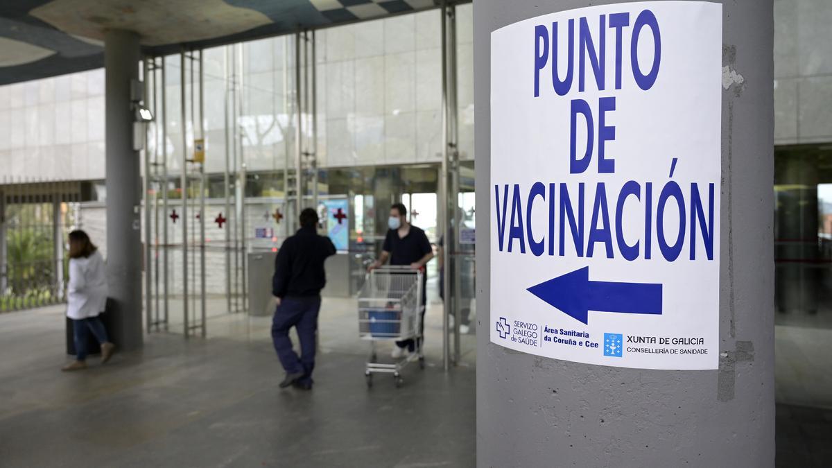 Vaccination point in A Coruña. Vaccination point in A Coruña.