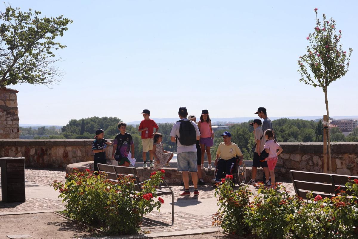 GALERÍA | Los niños de Zamora animan las vacaciones de verano en una entretenida gincana