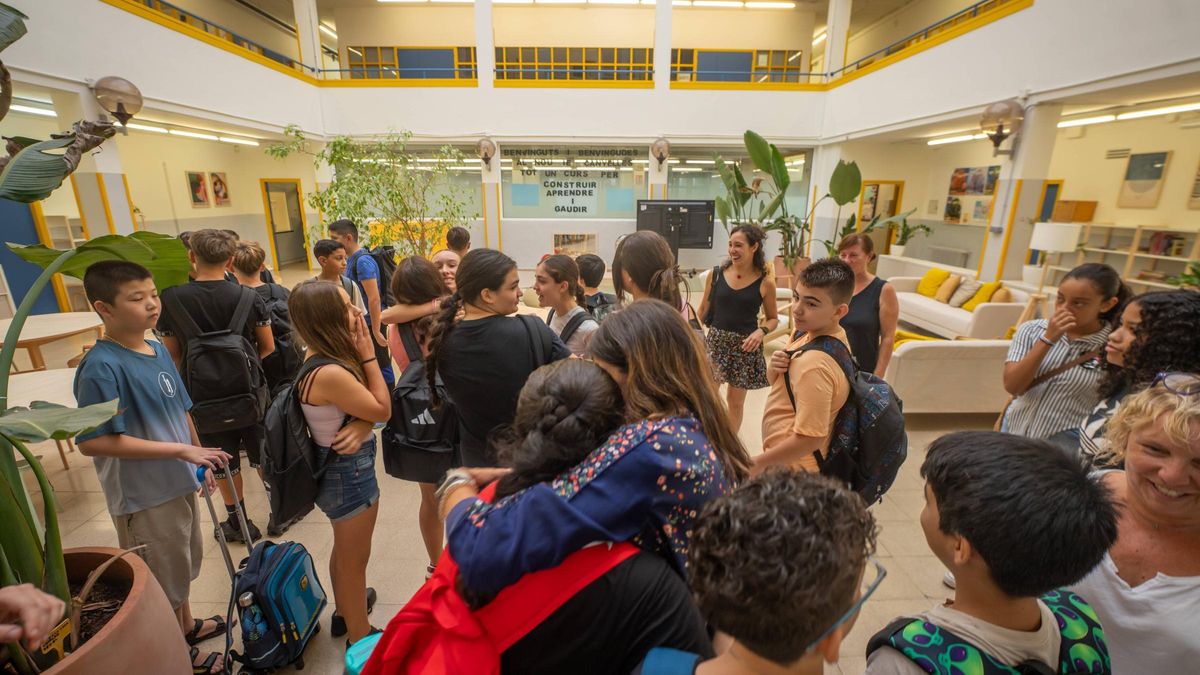 Illa, en el inicio de curso 25-26: "Ni en las calles ni en la escuela permitiremos ningún tipo de discriminación"