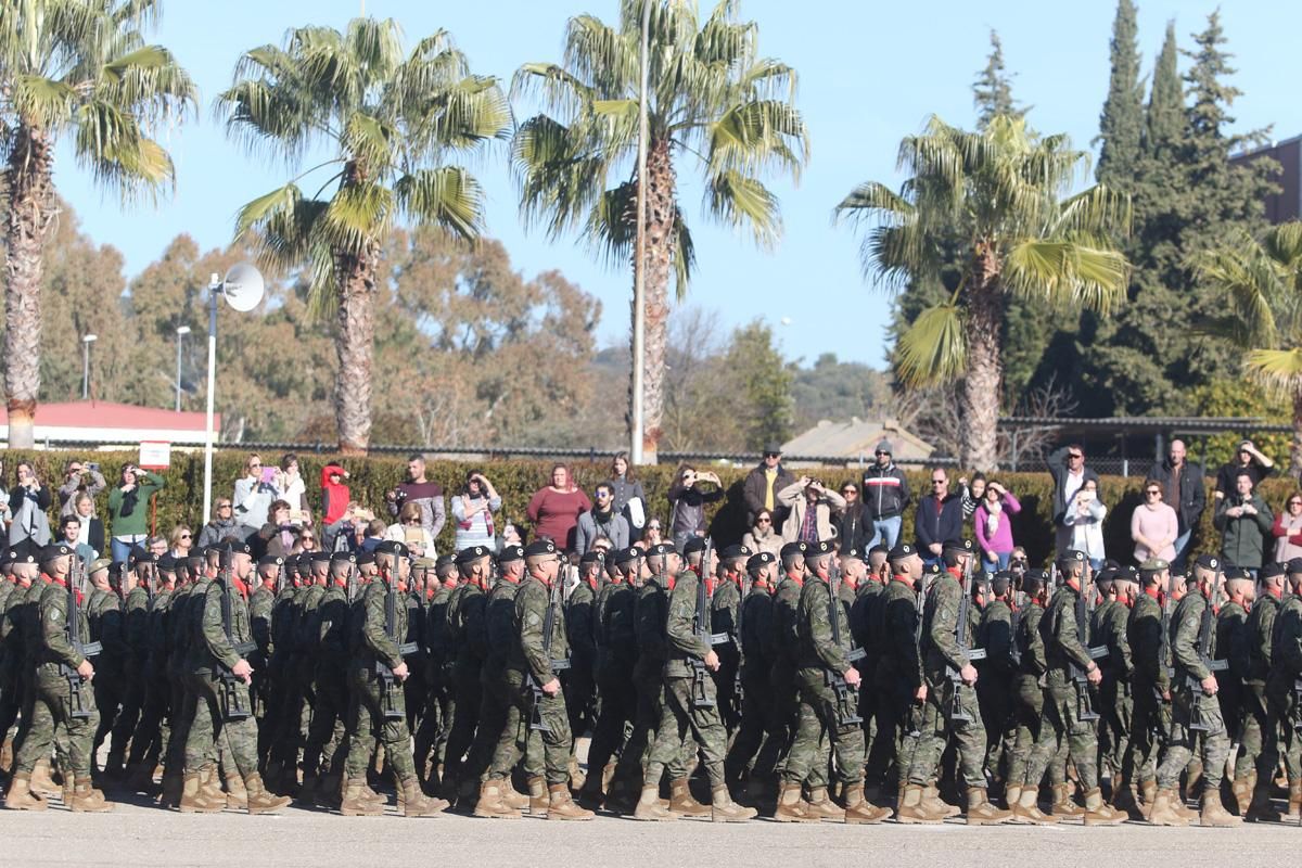 Parada militar de la Brigada Guzmán el Bueno X en Cerro Muriano