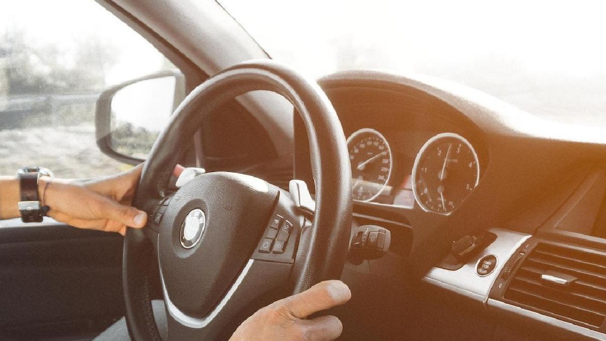 Nuevo cambio en la DGT 2023: Se elimina este dispositivo de los vehículos