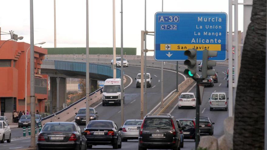 La salida a la autovía se cortará por la noche desde hoy.