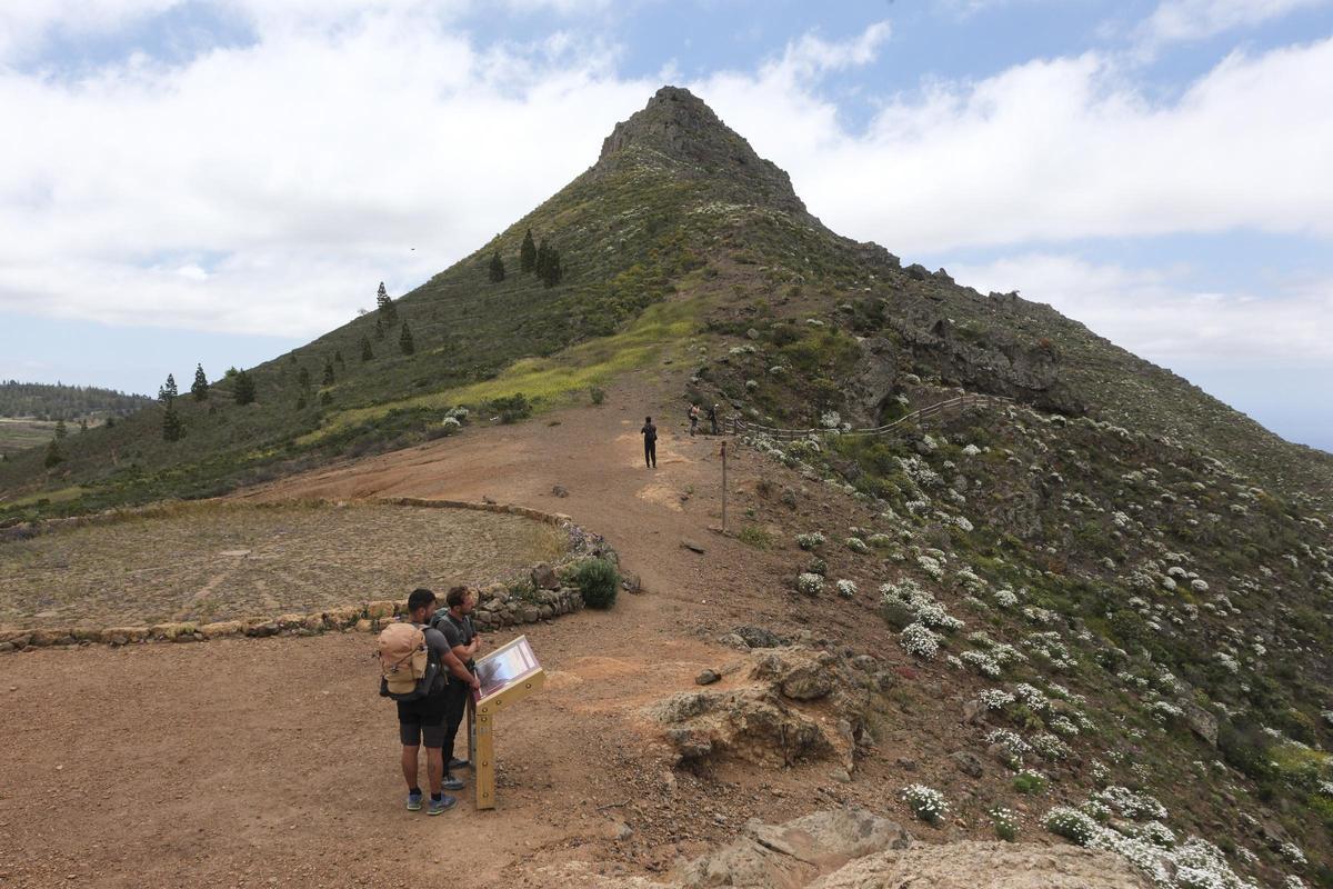 Un sendero para saltar el océano y unir las ocho islas a través de 600 kilómetros