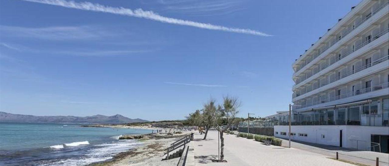 Das Hotel Ferrer Concord am Strand von Son Bauló bei Can Picafort auf Mallorca