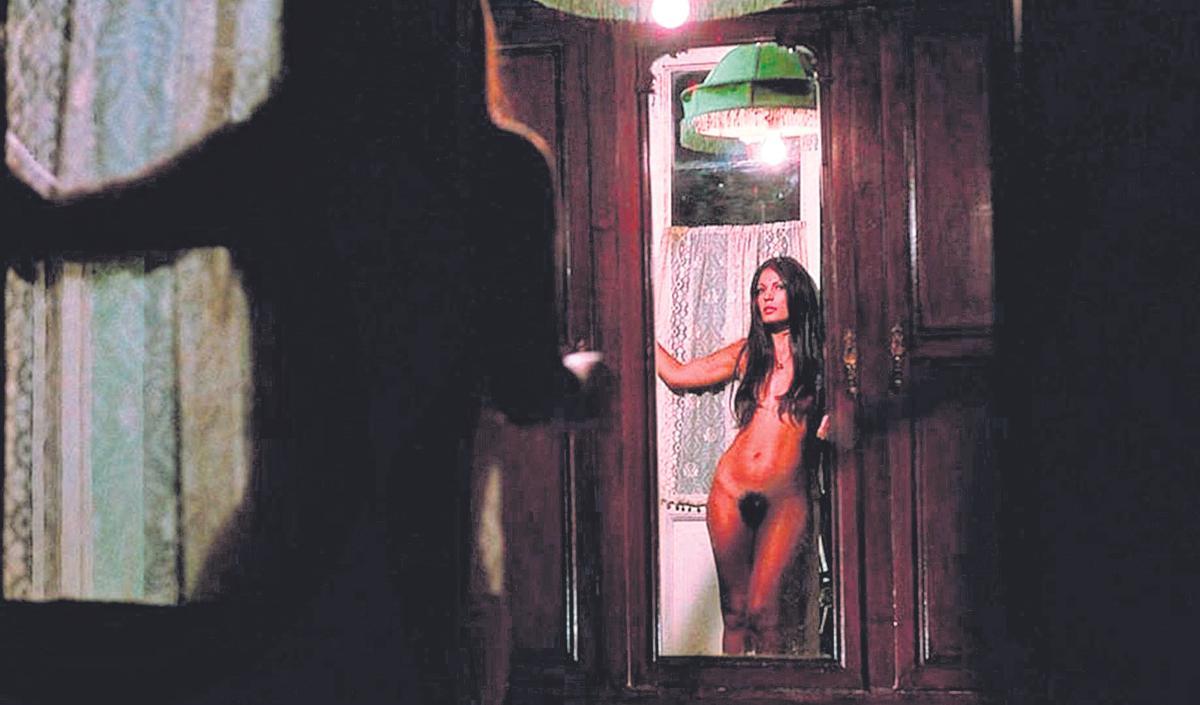 María José Cantudo hizo el primero desnudo frontar del cine español en la película 'La trastienda'.