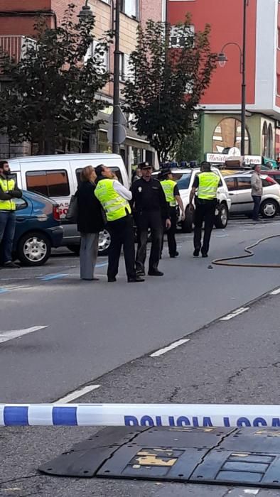 Espectacular incendio en Avilés