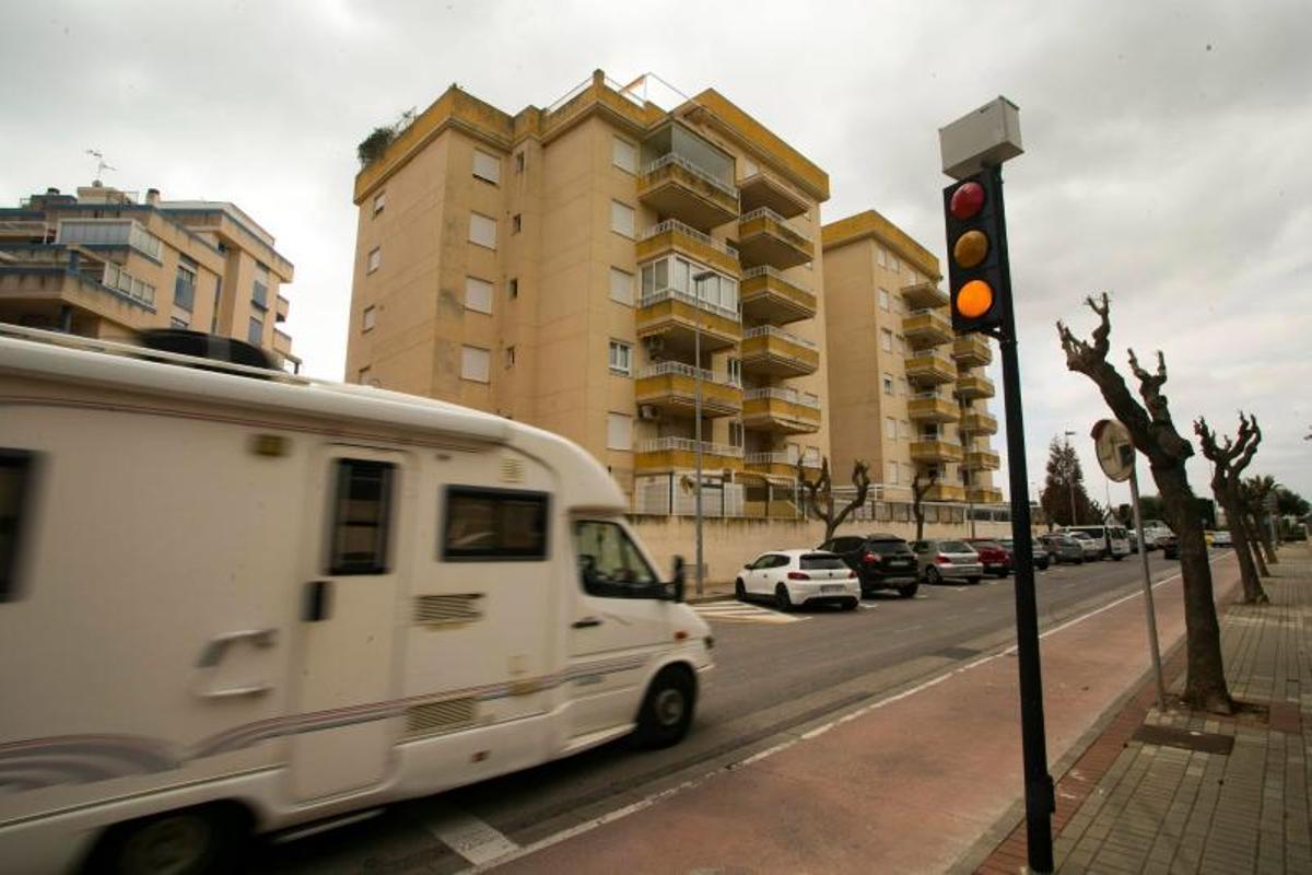Semáforo instalado en Canet