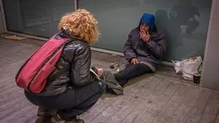 El Síndic de Greuges de Barcelona denuncia que el ayuntamiento dificulta el empadronamiento de los sin hogar