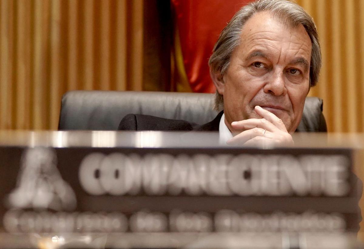 Mas va ser el primer espiat amb Pegasus a Espanya, segons Citizen Lab Mas va ser el primer espiat amb Pegasus a Espanya, segons Citizen Lab