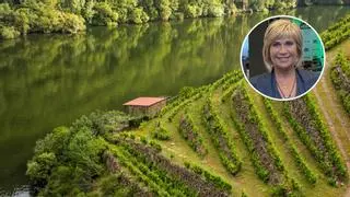 El refugio de Julia Otero (67 años) donde siempre acaba volviendo: un pueblo gallego en el corazón de la Ribeira Sacra donde tiene raíces familiares