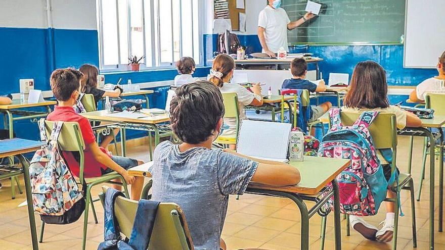 Educación premia a diez estudiantes extremeños de Primaria