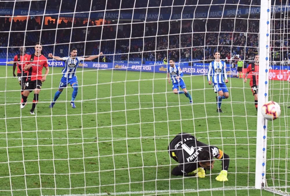 Penalti, el gol y la celebración del Dépor