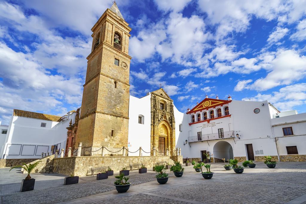 La impresionante iglesia de Alcalá de los Gazules