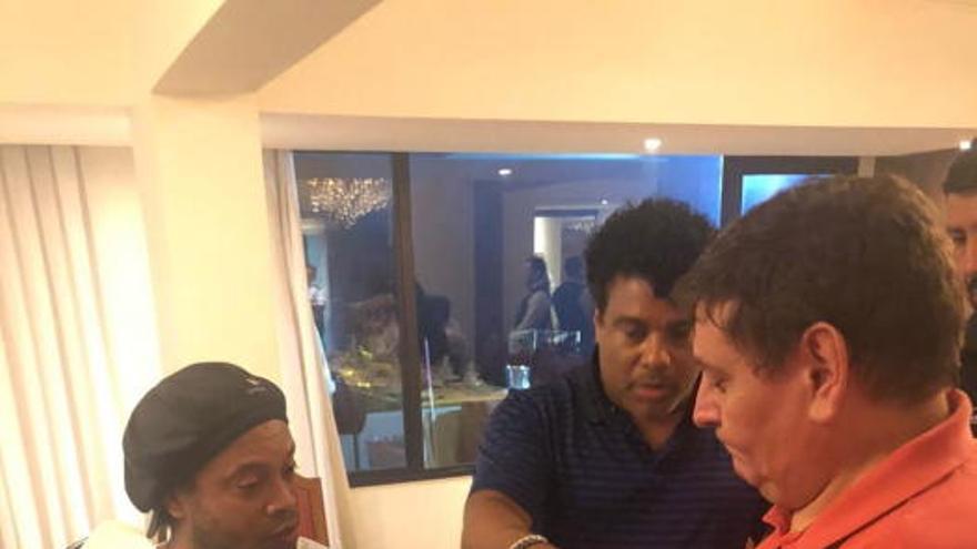 Ronaldinho y su hermano han sido detenidos en Paraguay