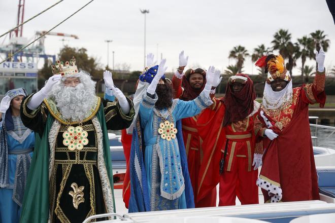 Los Reyes Magos llegan a València para dar comienzo a la cabalgata