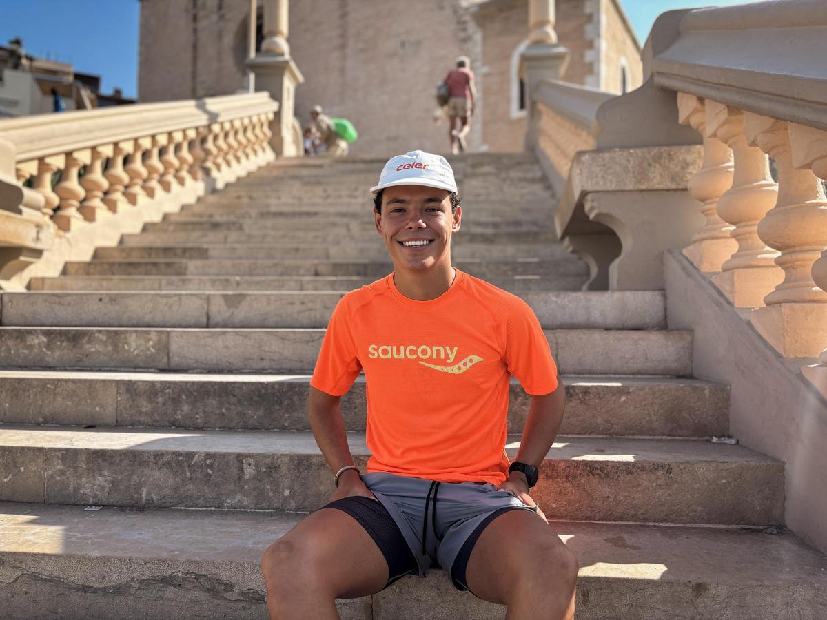 Hugo Bravo, creador de contenido y corredor en Sitges