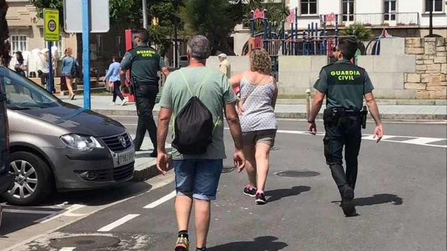 La Guardia Civil salió en busca de los carteristas. // Muñiz