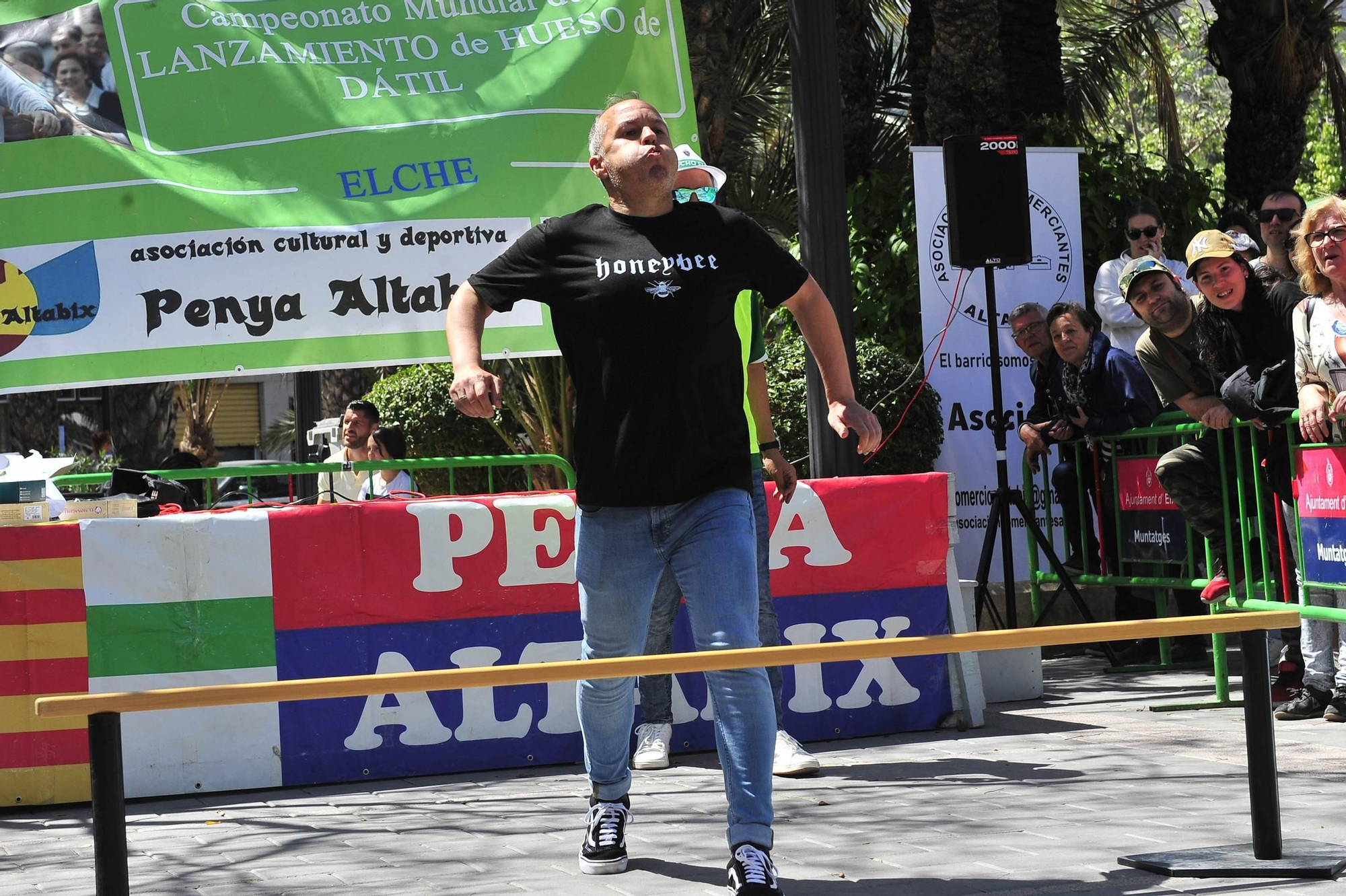 Campeonato Mundial de Lanzamiento de Hueso de Dátil