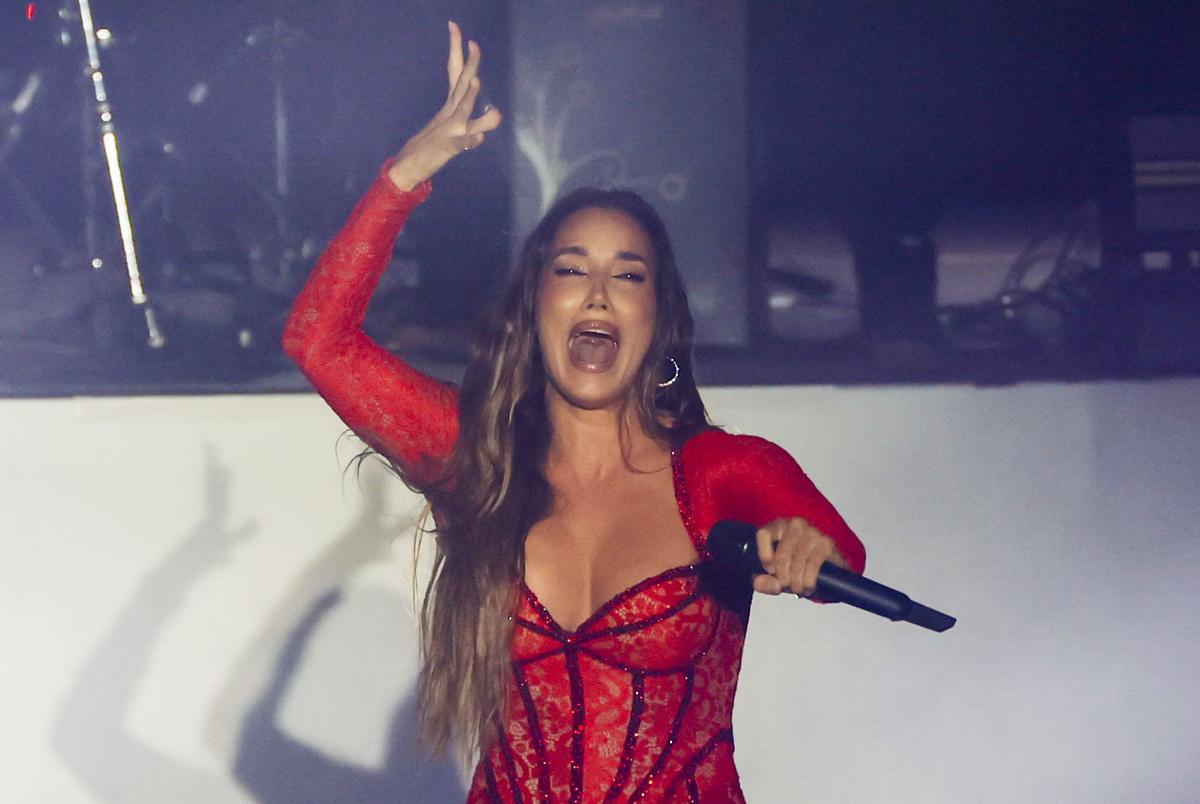La cantante India Martínez durante el concierto que ofreció el Ifema de Madrid