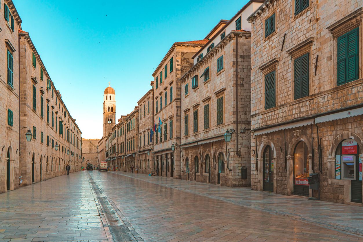 Calle Stradum de 280 metros en Dubrovnik