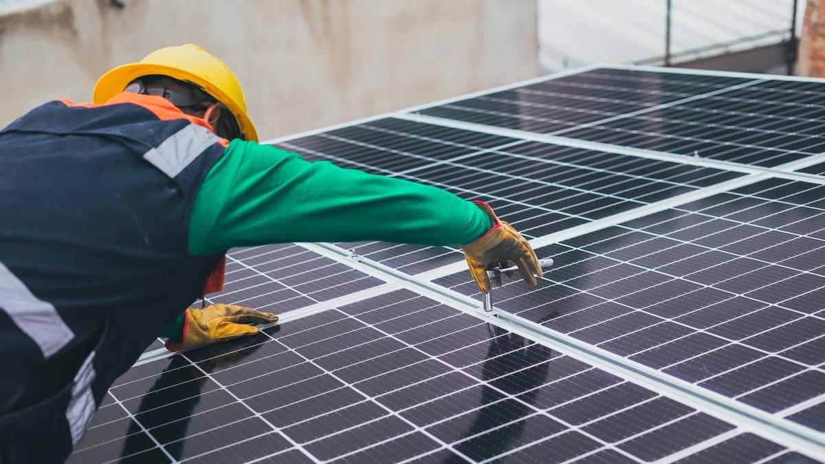 La solar fotovoltaica ha crescut molt els últims mesos i s&#039;espera que creixi més gràcies a les ajudes europees