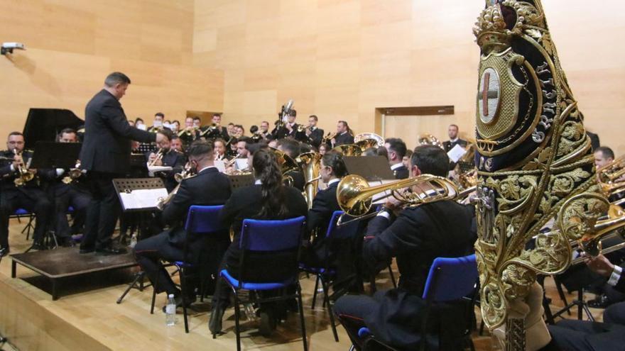 Concierto solidario de la Agrupación del Cristo de Gracia.