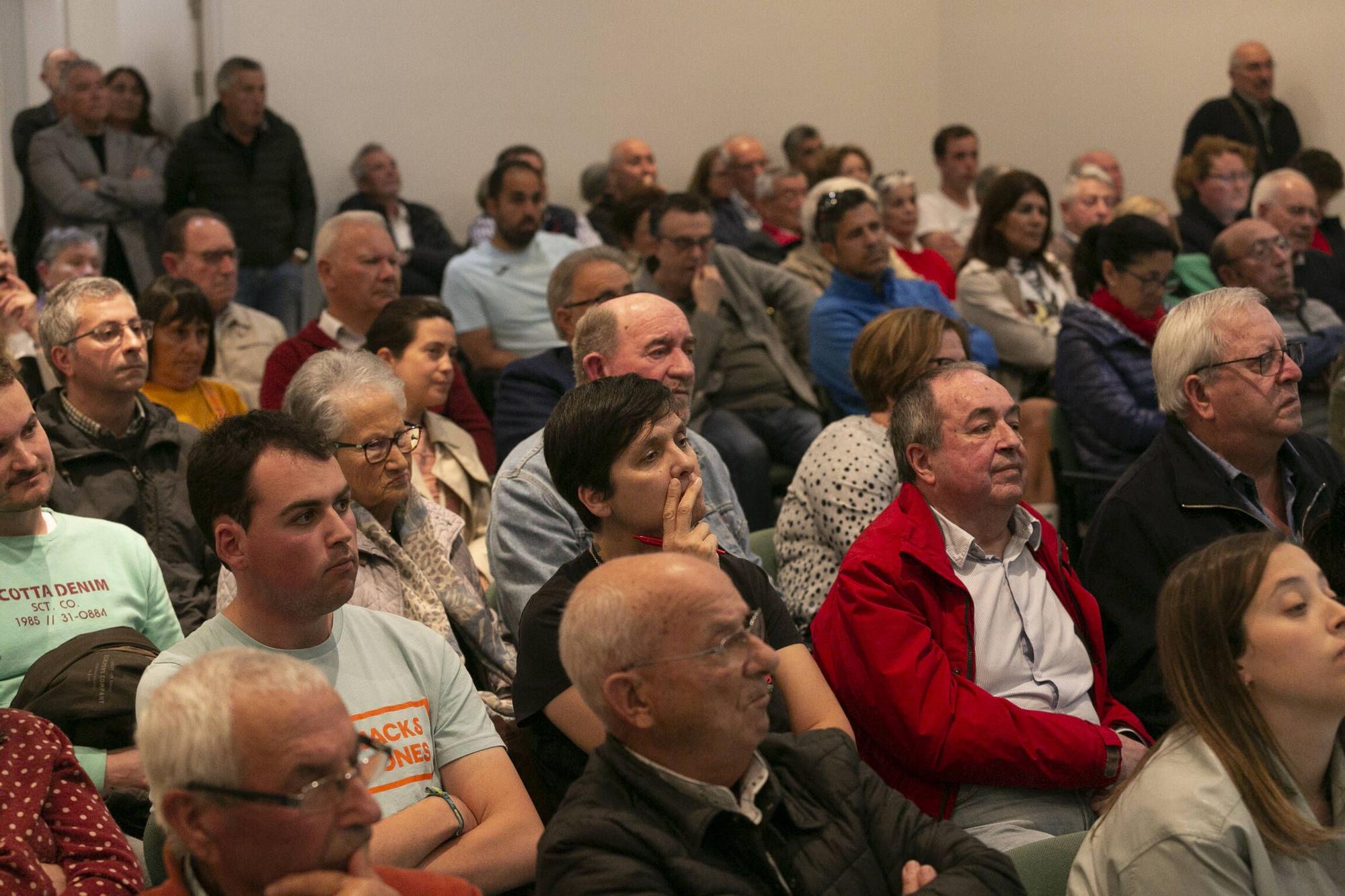 EN IMÁGENES: así fue el debate electoral organizado por LA NUEVA ESPAÑA en Gozón