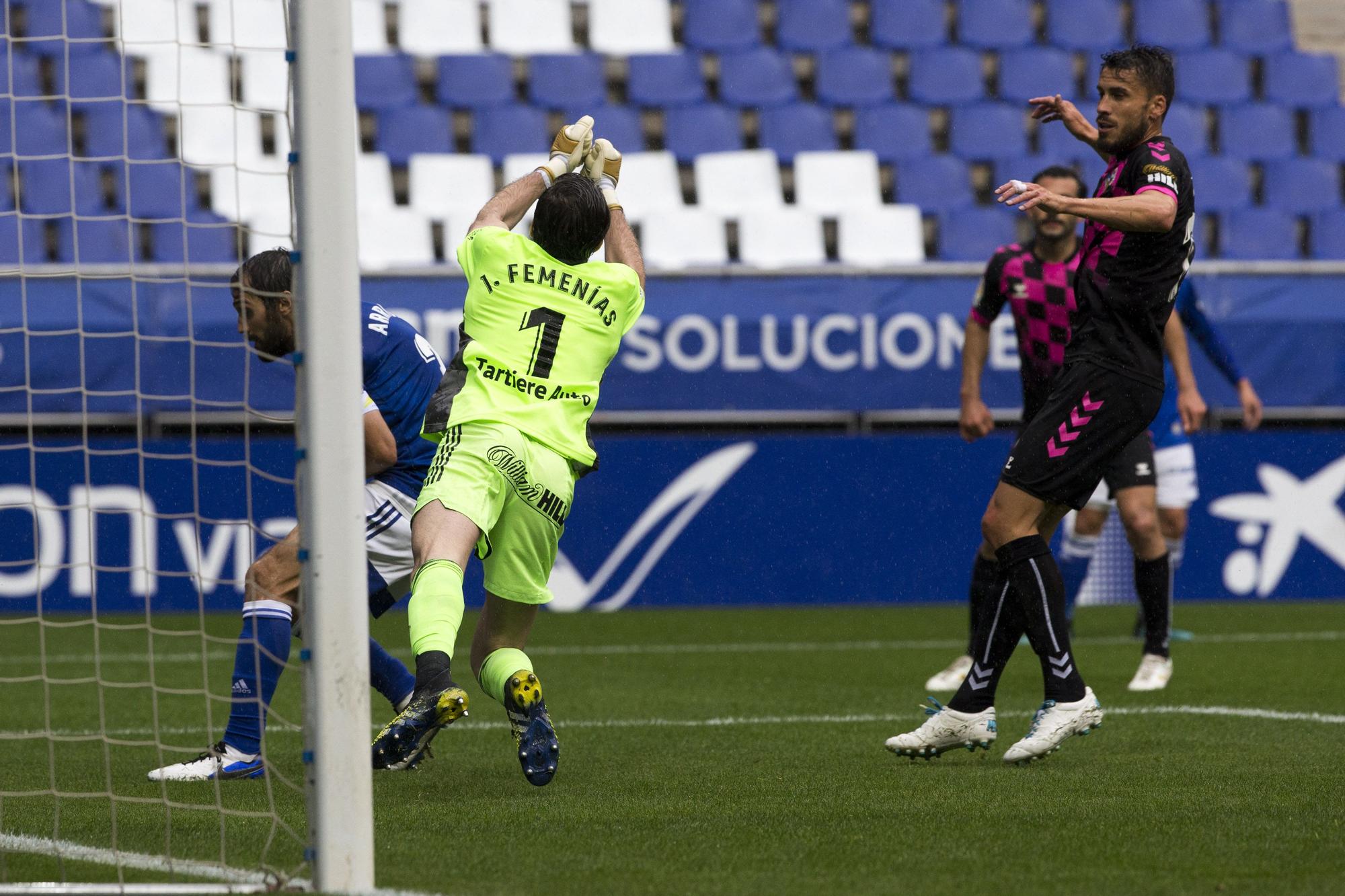 Real Oviedo - Sabadell, en imágenes