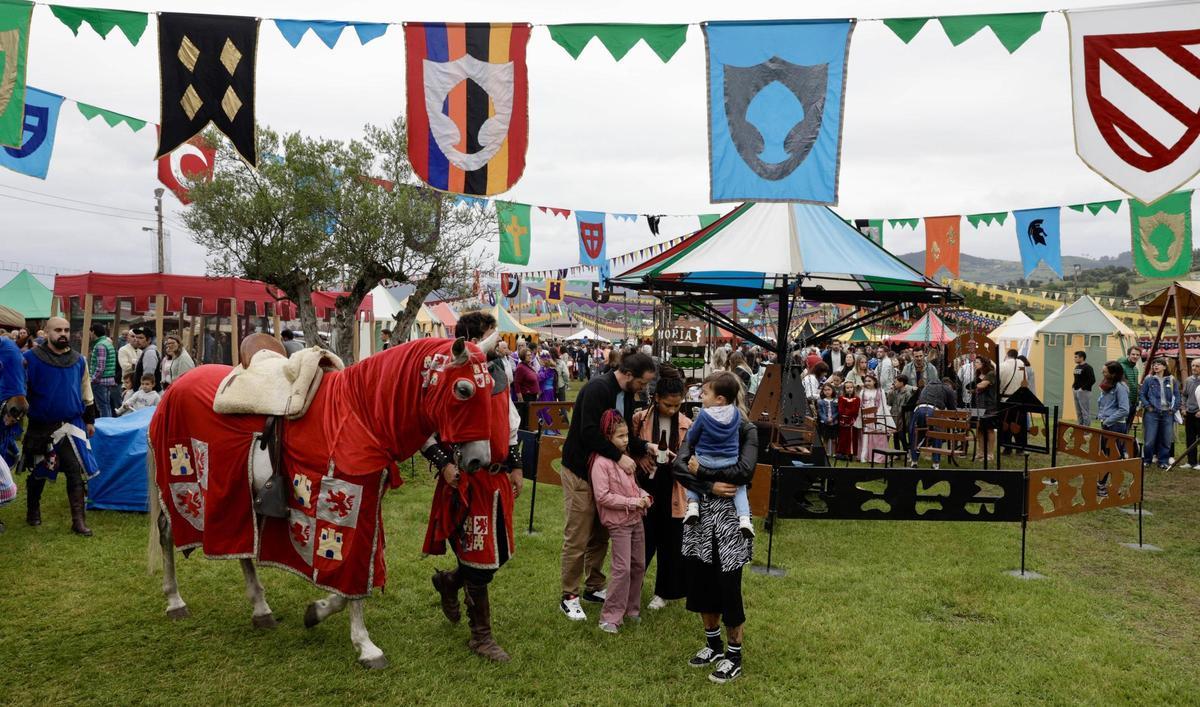 Benditos Exconxuraos de Llanera: recreación histórica y cena medieval Benditos Exconxuraos de Llanera: recreación histórica y cena medieval