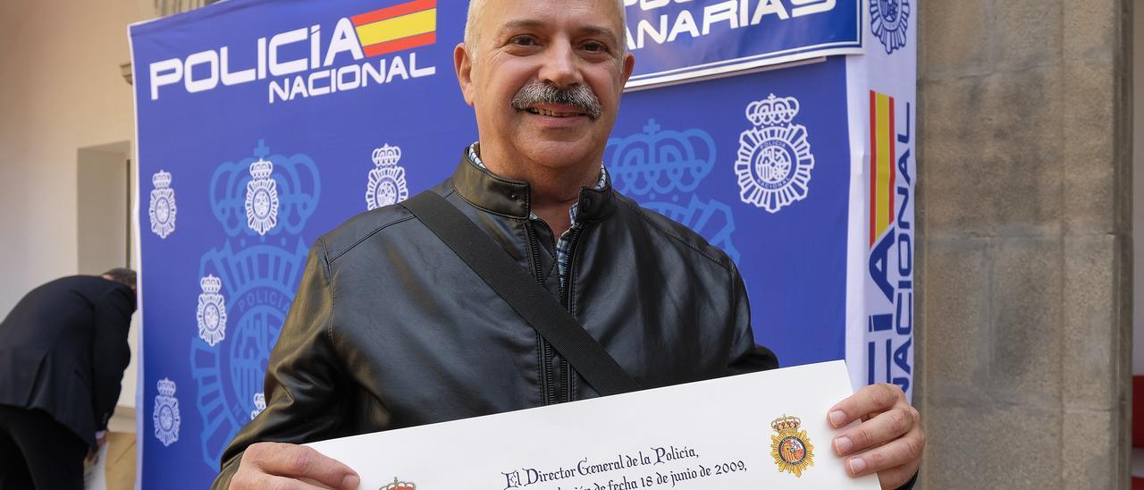 El policía jubilado Carmelo Monzón.