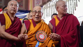 El dalái lama cumple 90 años entre el júbilo del budismo tibetano y el silencio chino