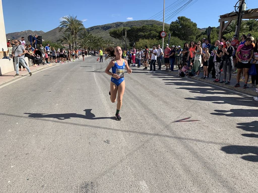 Imágenes de la carrera popular en La Azohia este sábado