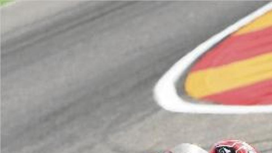 Marc Márquez, en un dels revolts del circuit de Motorland.