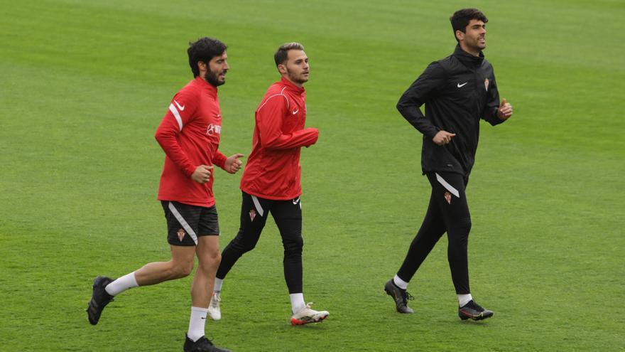 Valiente y Villalba no se entrenan con el Sporting y apuntan a ser baja ante el Sanse