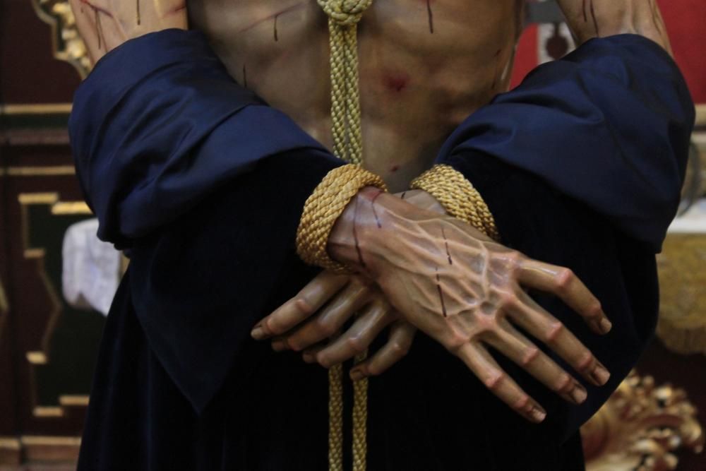 Besapié magno organizado por las cofradías de Málaga.