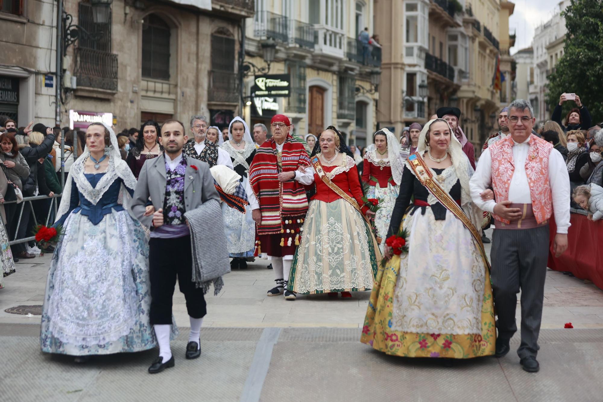 Búscate en el segundo día de ofrenda por la calle Quart (entre las 18:00 a las 19:00 horas)