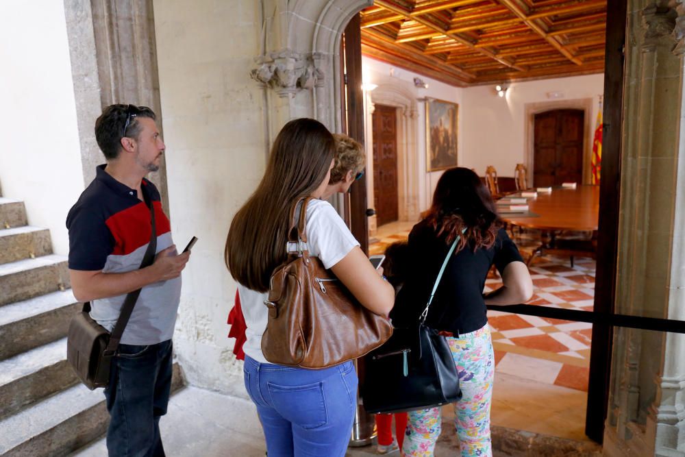 Puertas abiertas en el Palau de la Generalitat con motivo del 9 d'Octubre