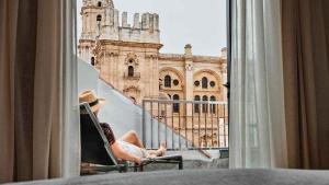 Vistas a la catedral de Málaga desde una habitación del hotel Molina Lario.