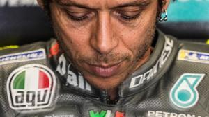 Petronas Yamaha tem que Rossi es retiri a meitat de Mundial