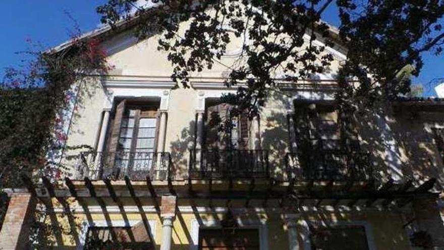 La casa de María Barrabino en la plaza Costa del Sol.