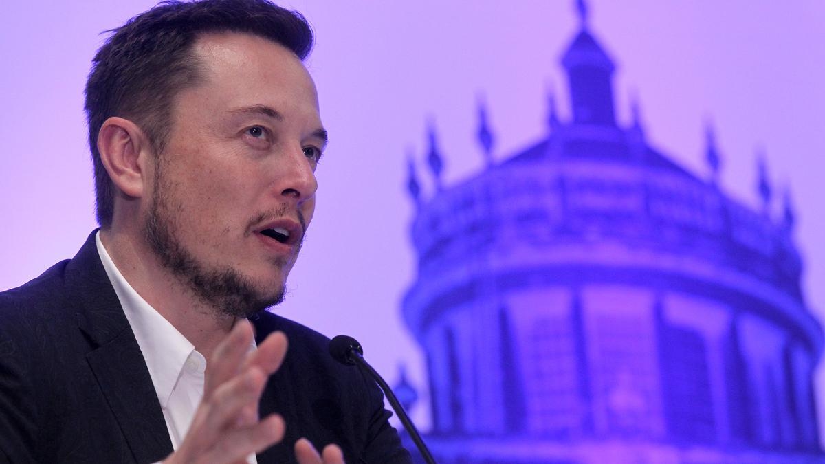 Musk dice que hay &quot;asuntos sin resolver&quot; sobre la compra de Twitter.
